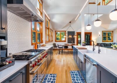 Shelburne Point - Kitchen